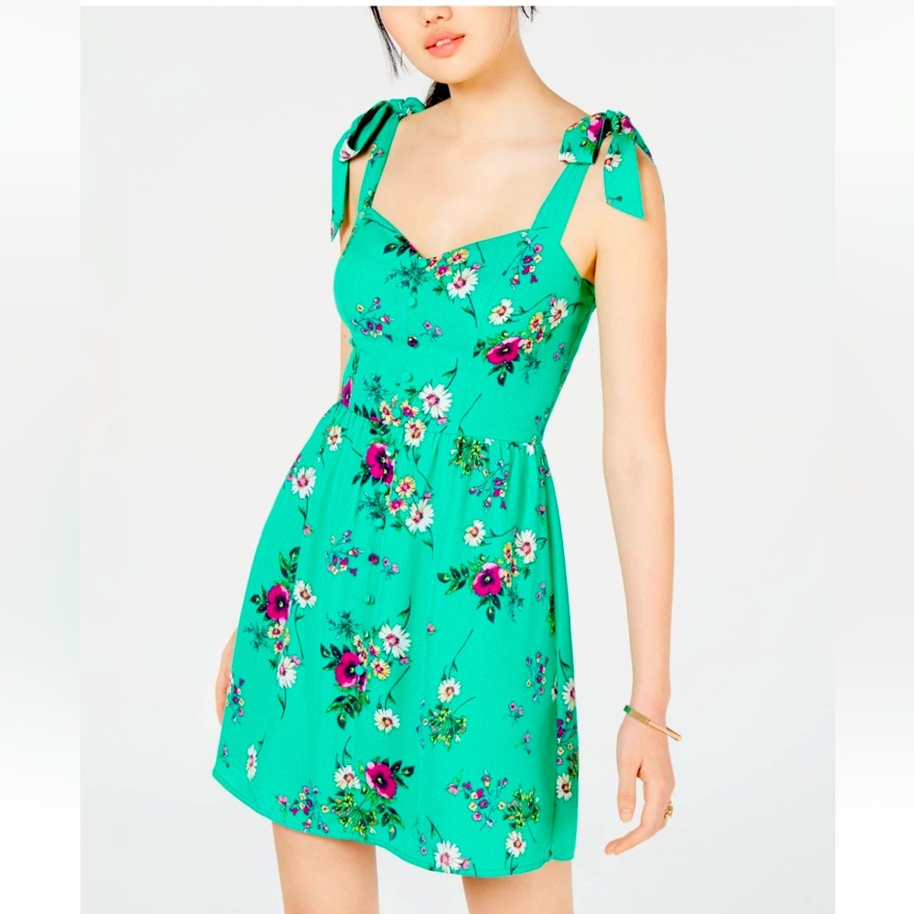 Floral Green summer Sun Dress with Bow Straps
NWT